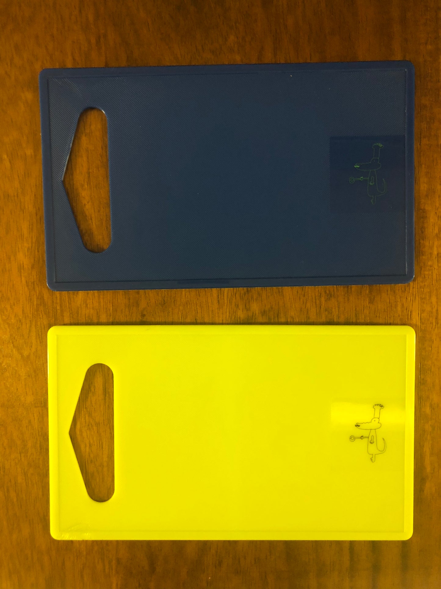 Customized cutting boards in lime green and dark blue 